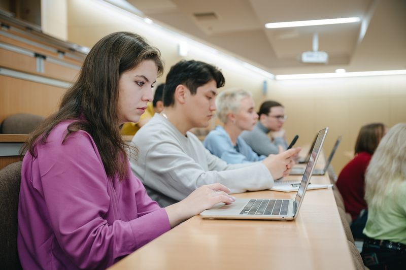Яндекс и Сбер запускают образовательную программу по искусственному интеллекту