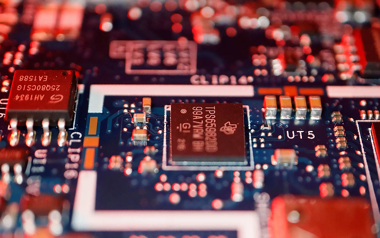 Huawei и китайские компании объединяют усилия для разработки памяти HBM