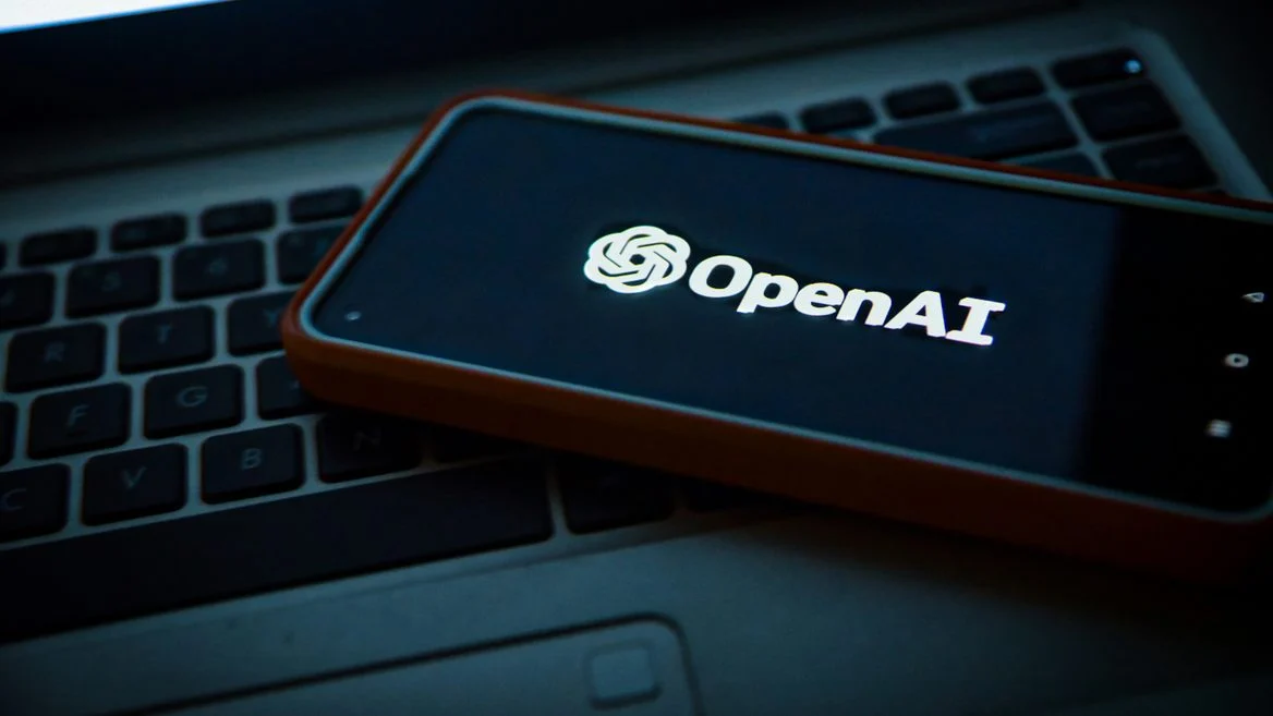 Китайские компании активно привлекают пользователей OpenAI после ограничения доступа к API